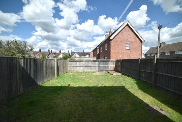 House Lion Mews in Wealden