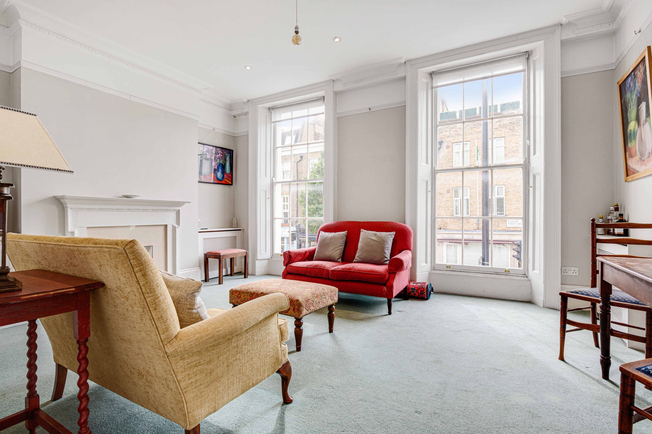 Flat Denbigh Street in City of Westminster