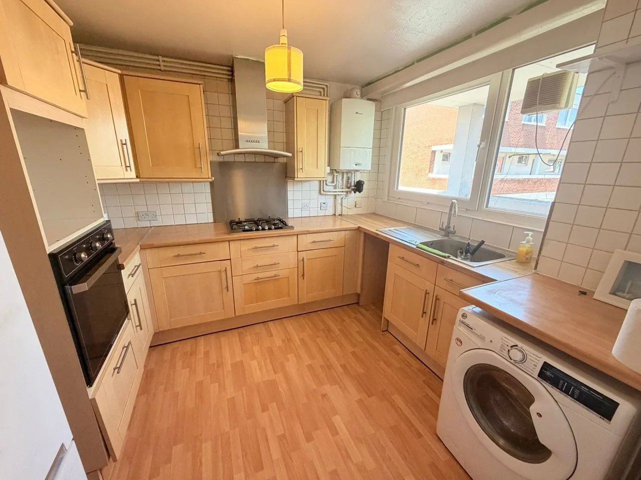 Flat Parkham Street in Greater London