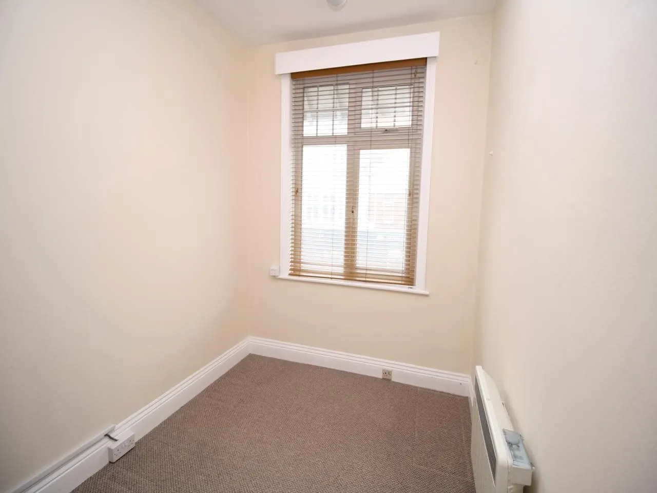 Flat Haven Road in Poole
