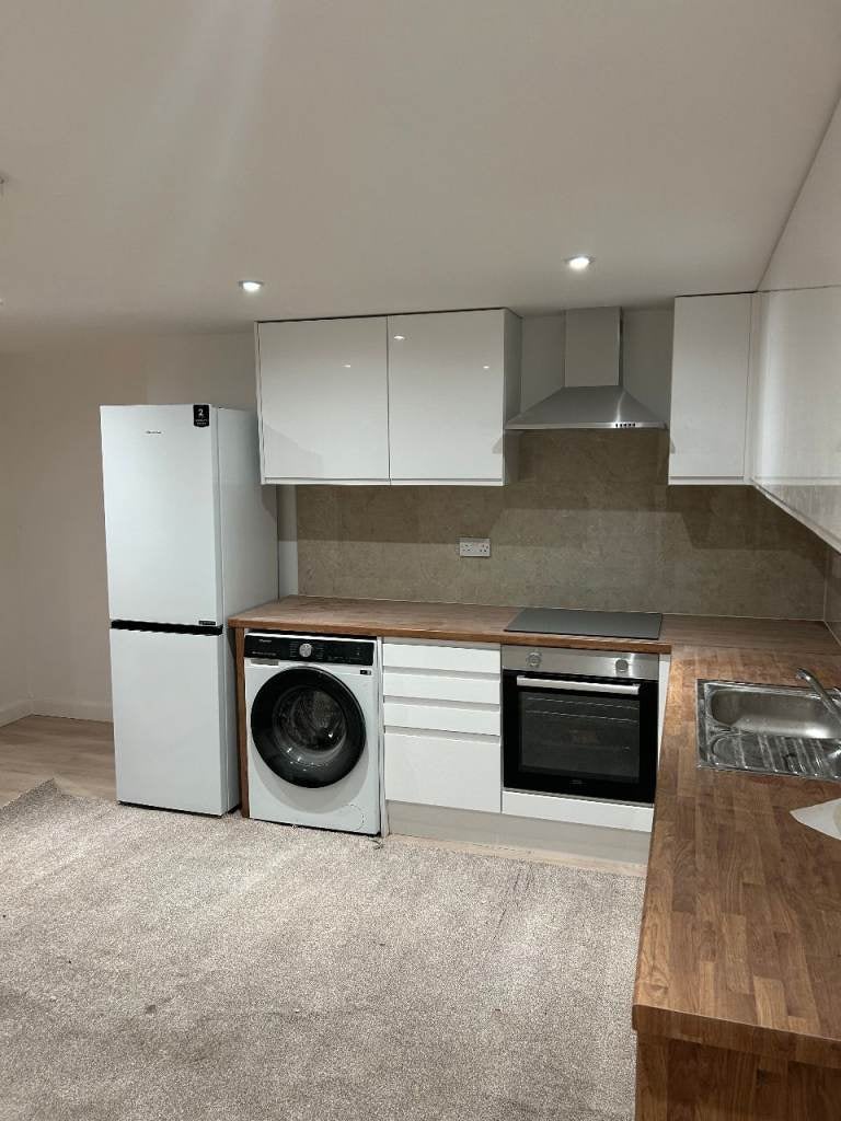 Flat Fitzwarren Street in Salford