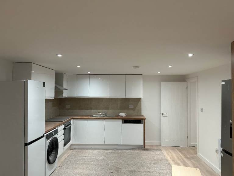 Flat Fitzwarren Street in Salford