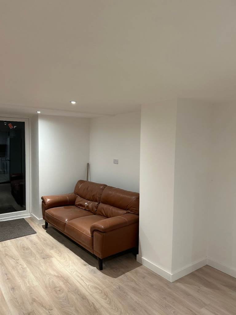Flat Fitzwarren Street in Salford