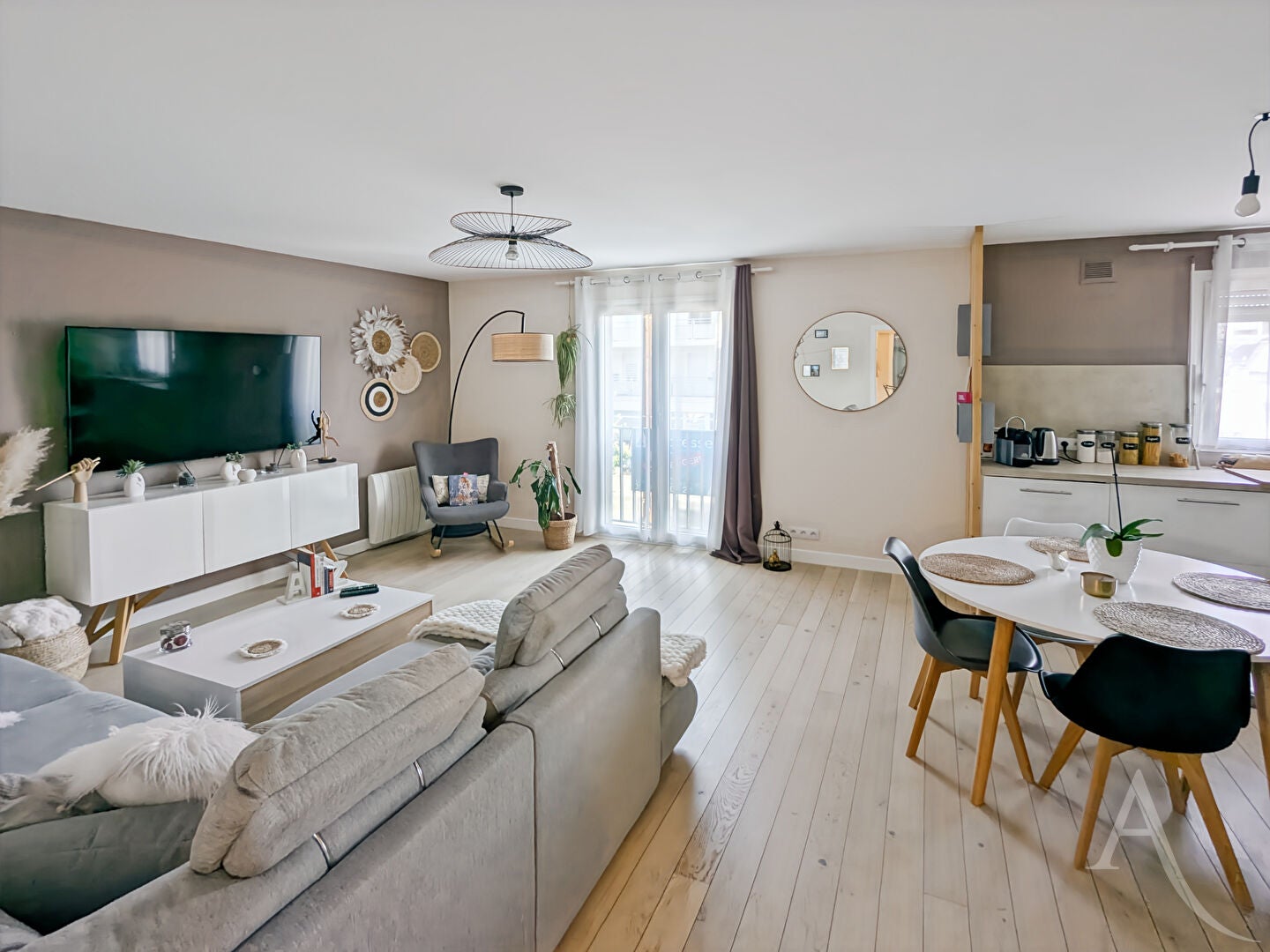 Flat Rue des Pommiers in Sainte-Geneviève-des-Bois