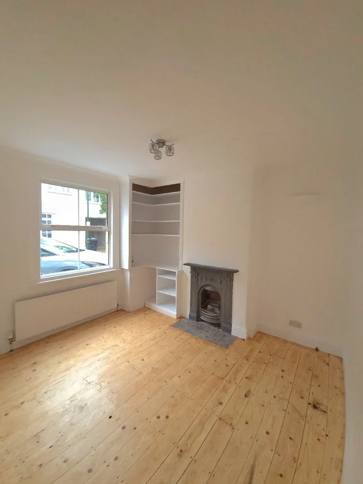 House Watts Lane in Greater London