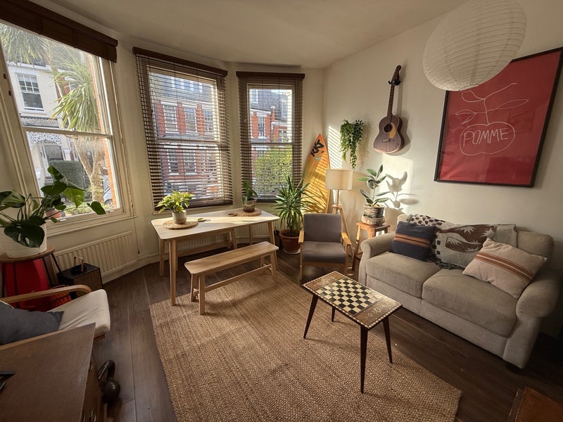 Room Milton Avenue in Greater London