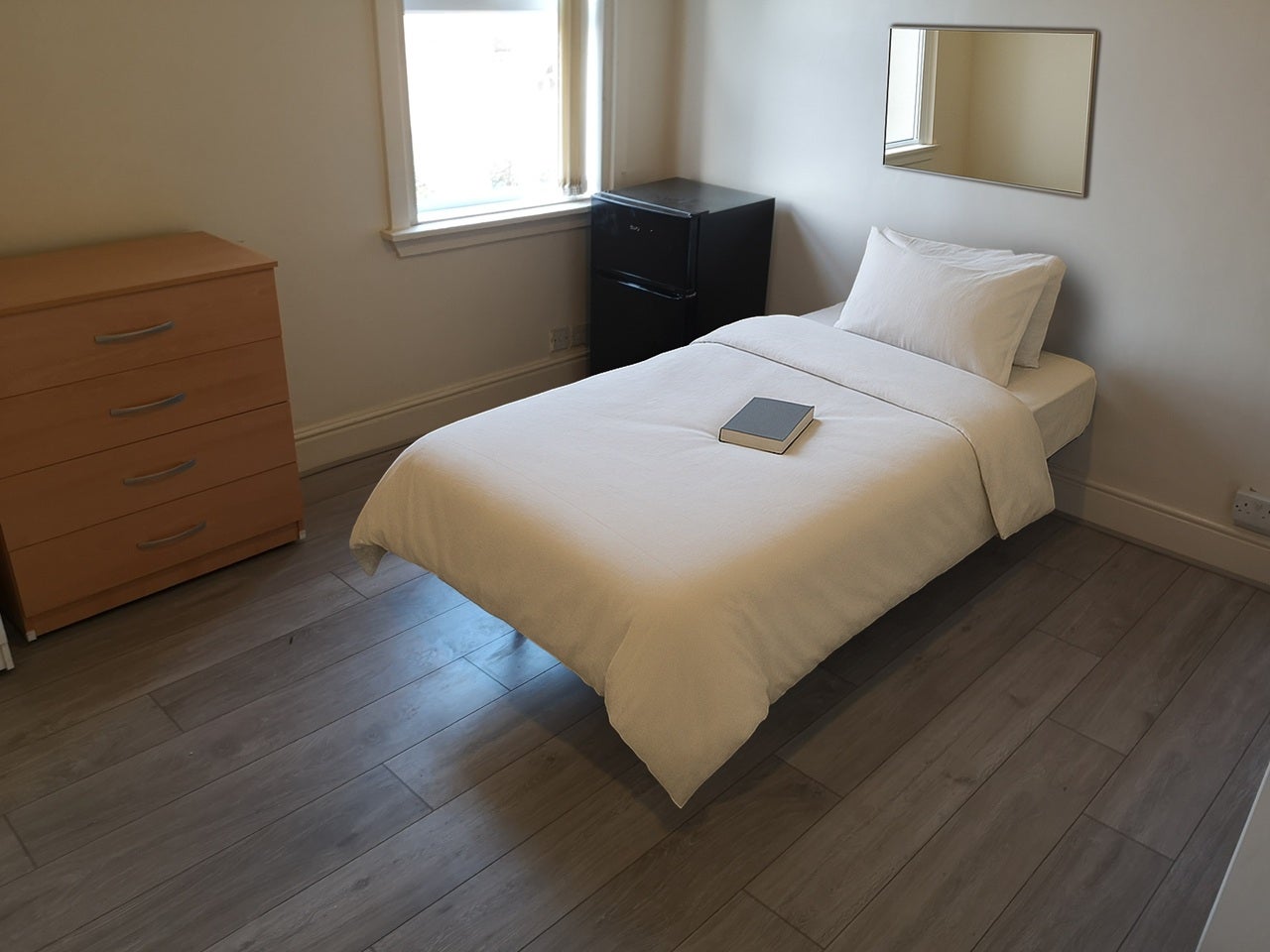 Room York Road in Birmingham