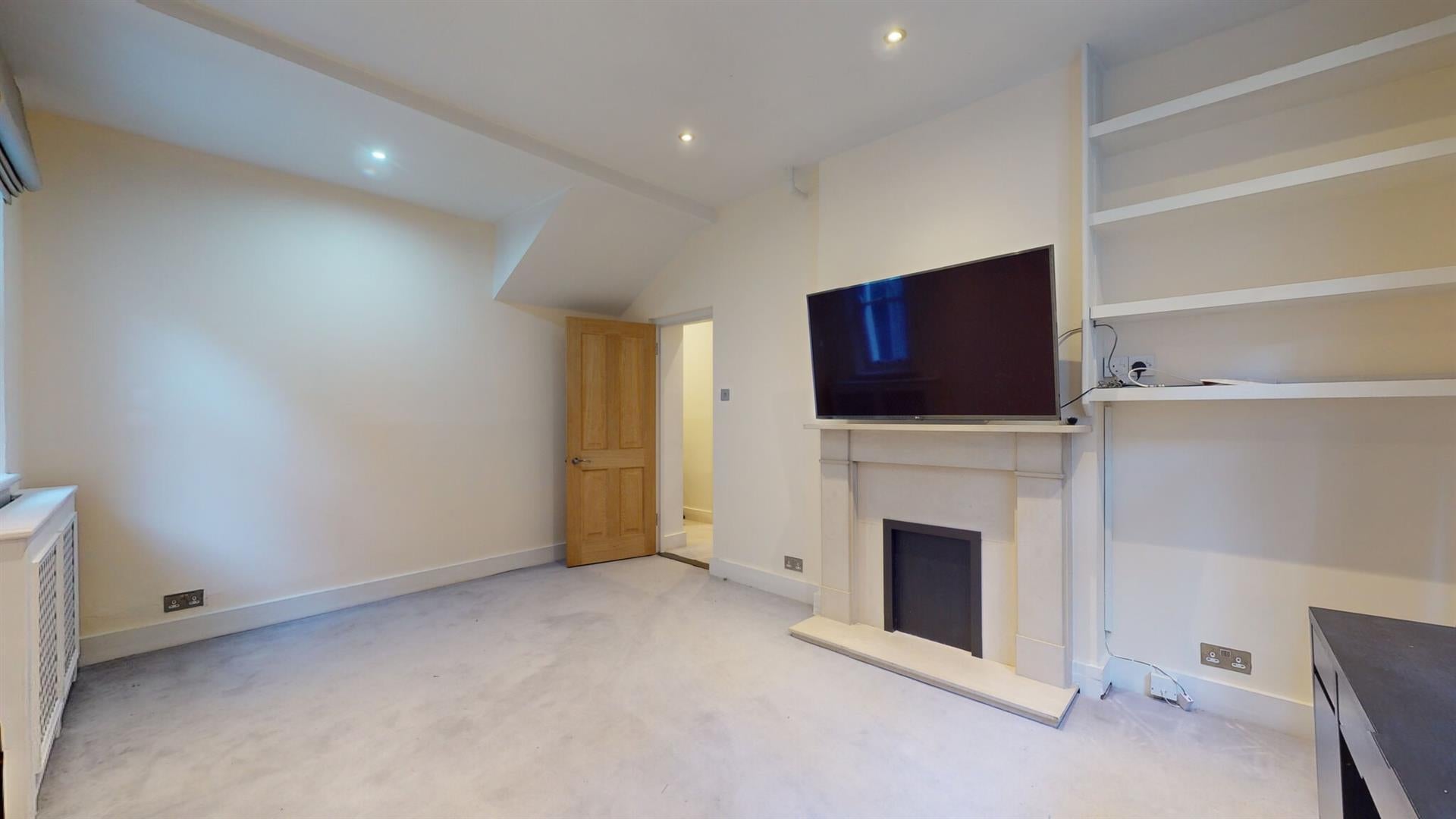 Flat Nevern Square in Greater London