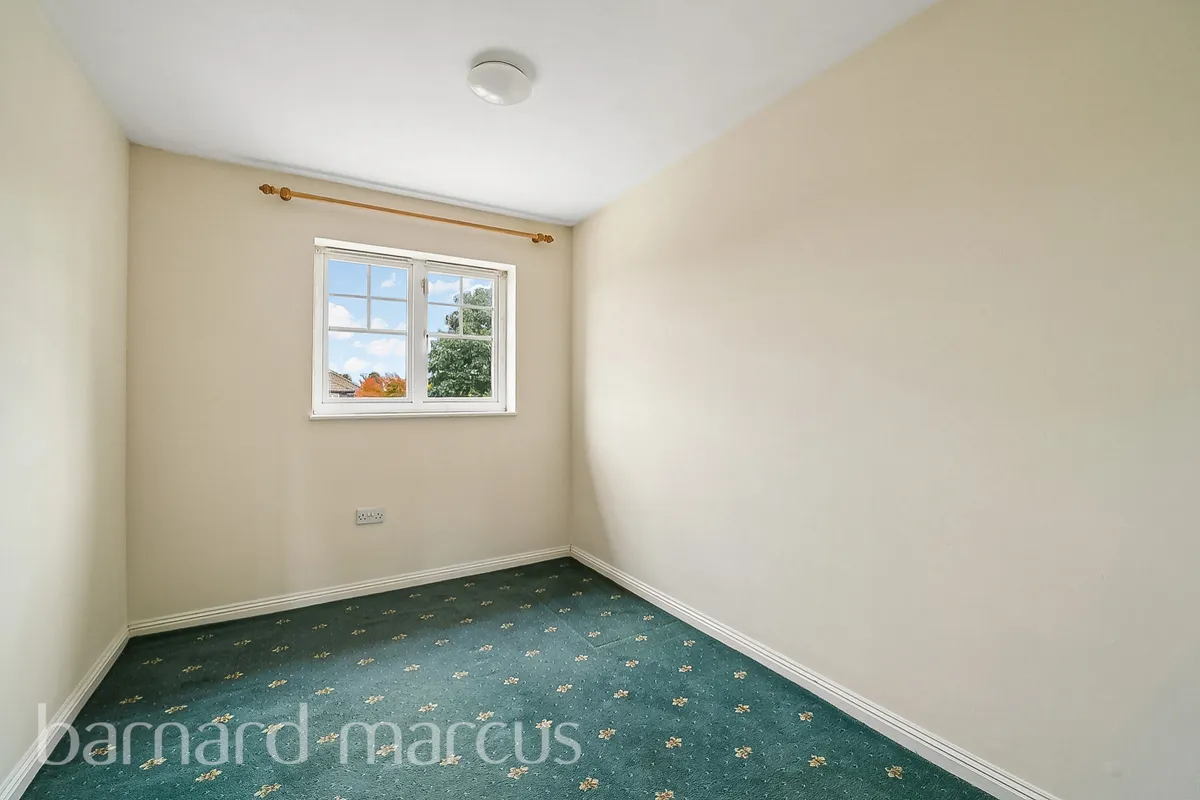 House Garrison Close in Greater London