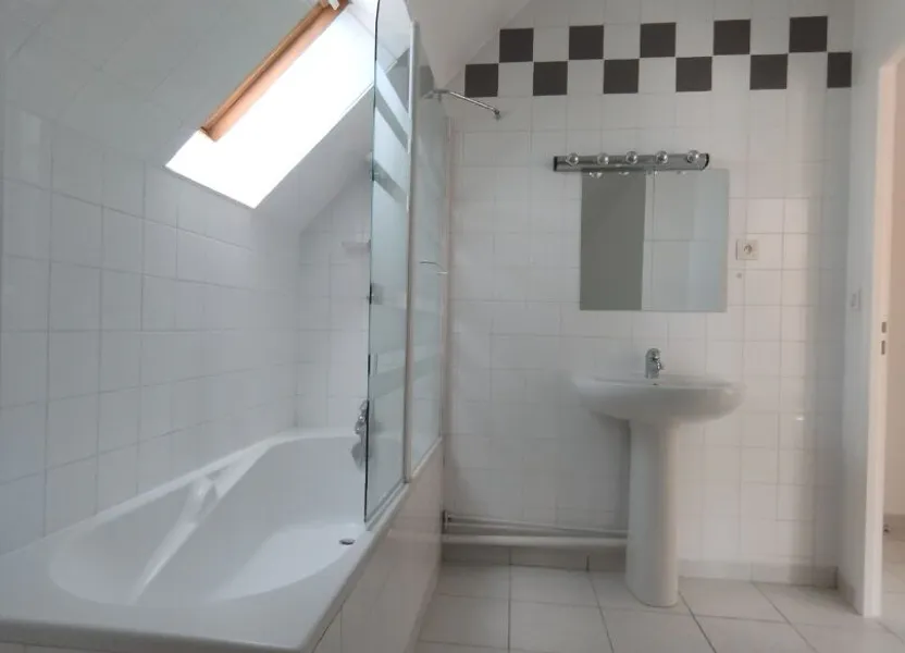 Flat Rue du Lieutenant René Ducloux in Compiègne