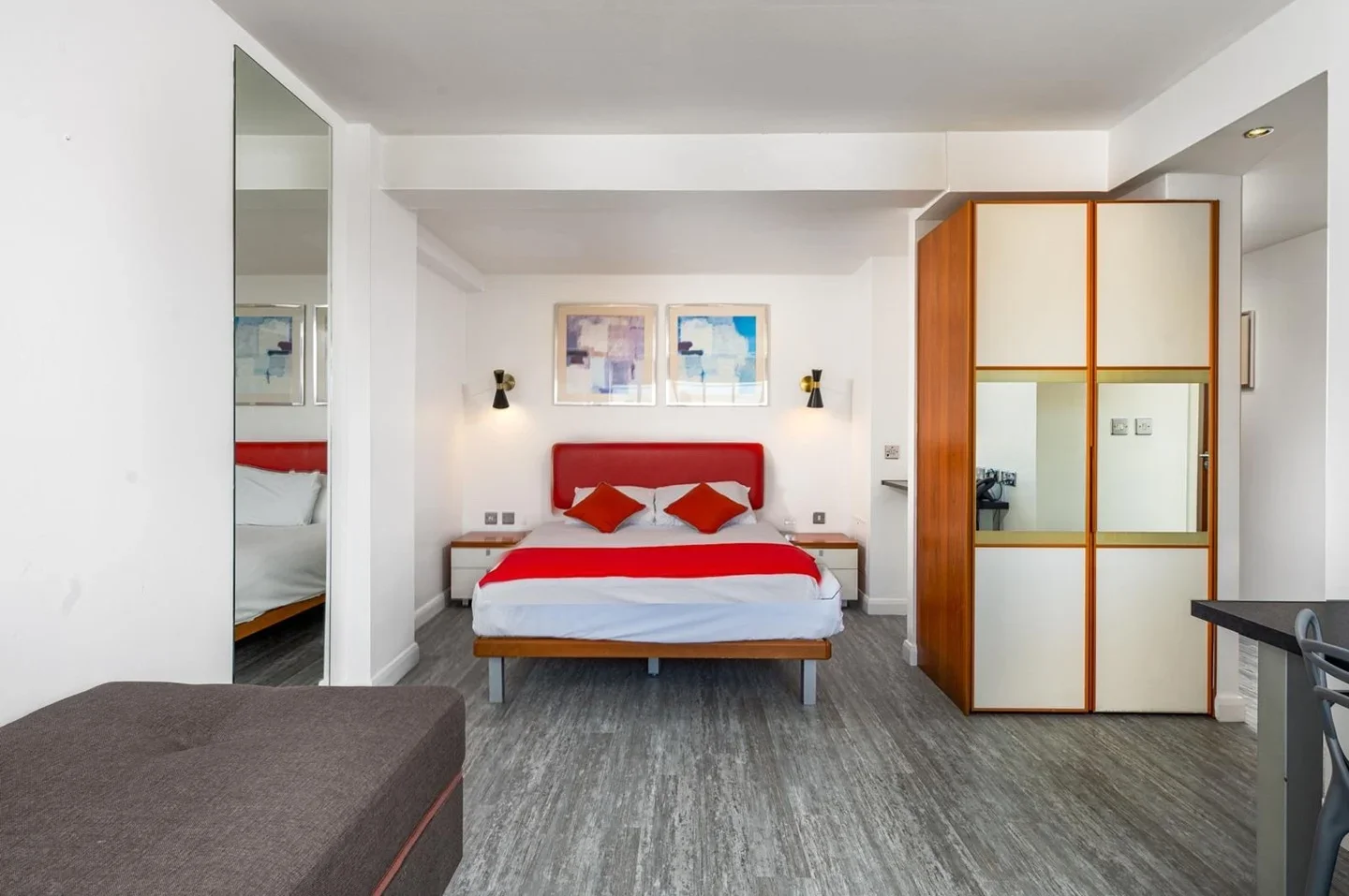 Flat Old Brompton Road in Greater London