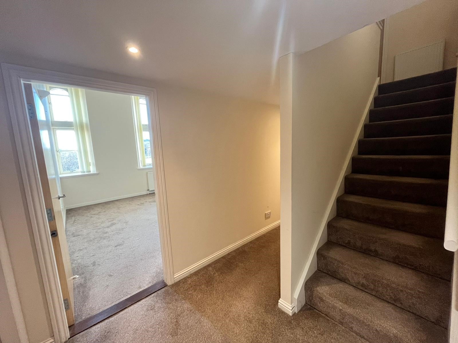 Flat Smillie Court in Dundee