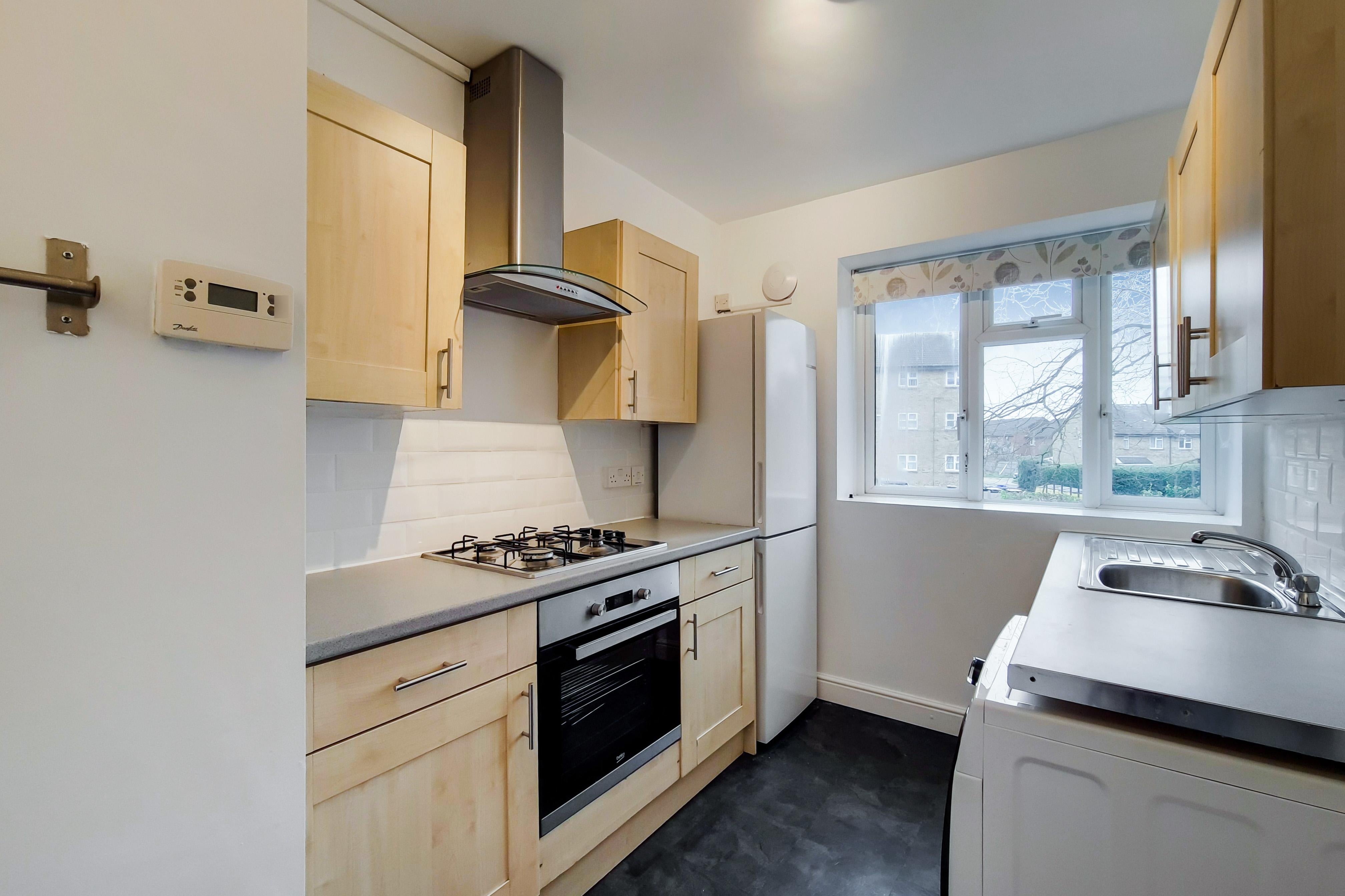 Flat Charlesfield in Greater London