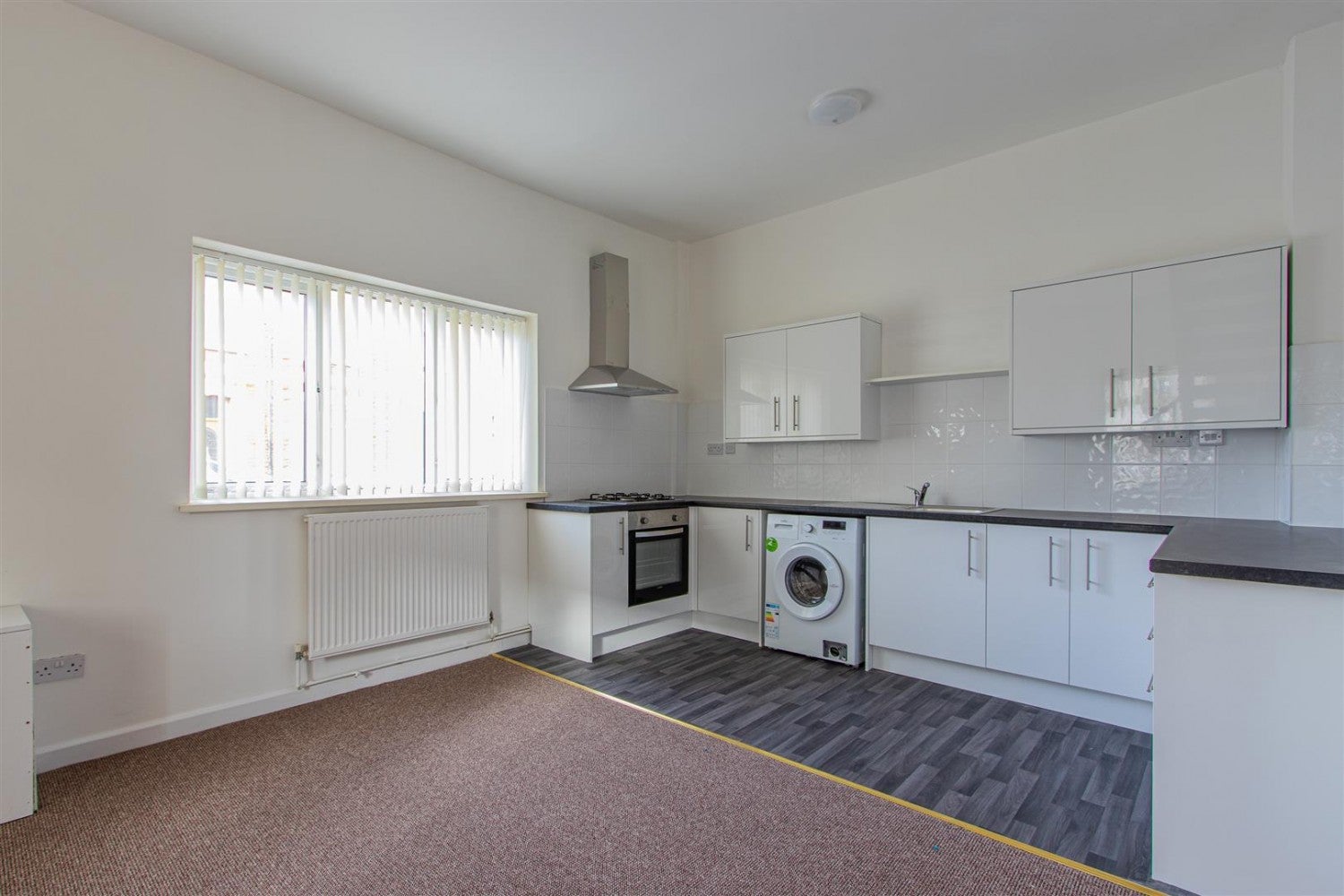 Flat Janet Street in Cardiff