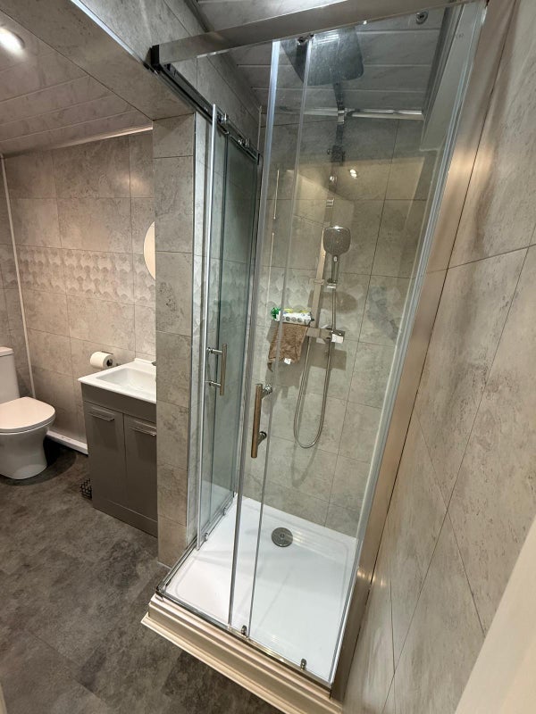 Room Buslingthorpe Lane in Leeds