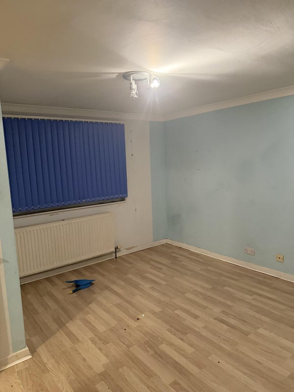 Room Lindsay Road in Bristol