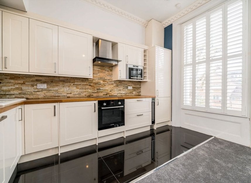 Flat Chippenham Road in City of Westminster