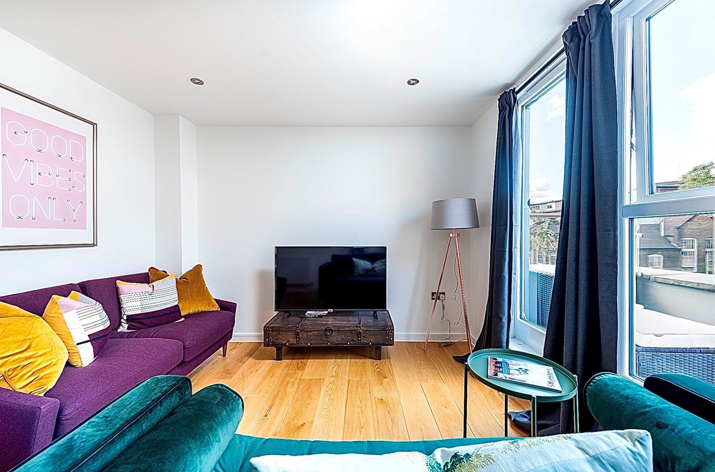 Flat Stamford Street in Greater London