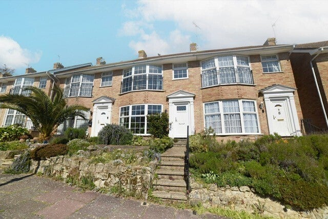 House Beechwood Crescent in Eastbourne