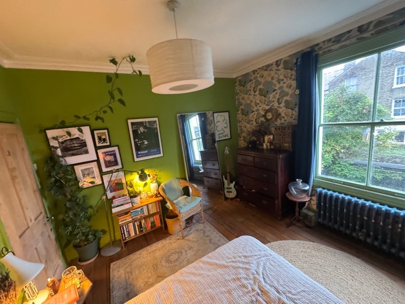 Room Elmcroft Street in Greater London