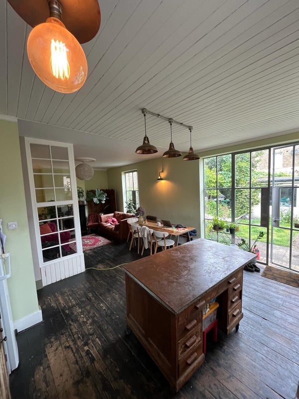 Room Elmcroft Street in Greater London