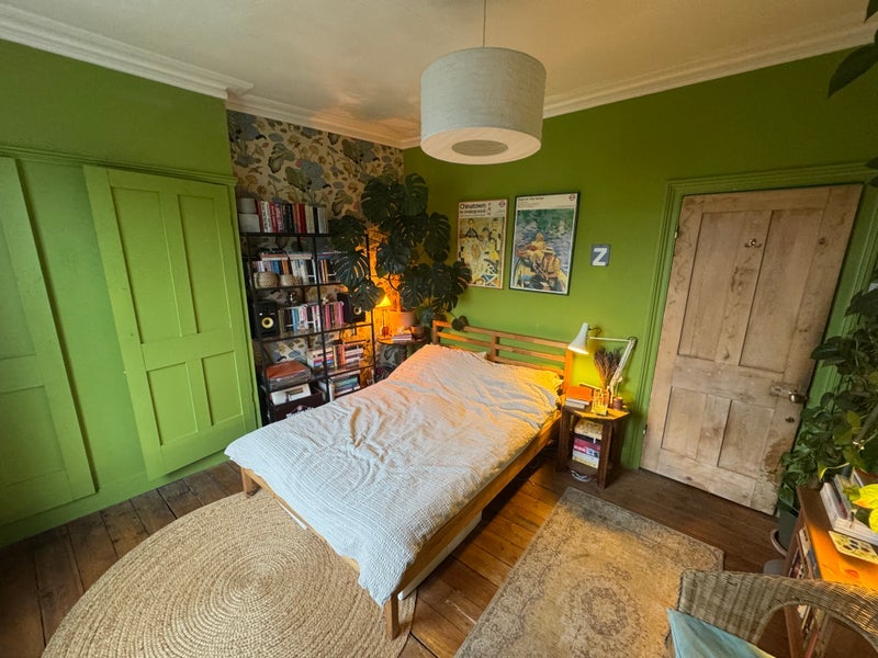 Room Elmcroft Street in Greater London