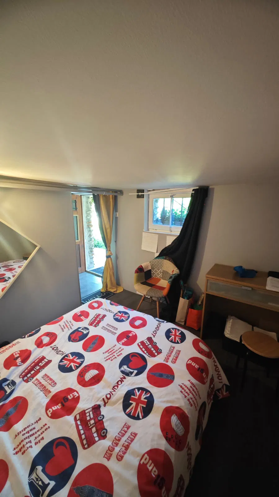 Chambre Rue de Beauregard à Poissy