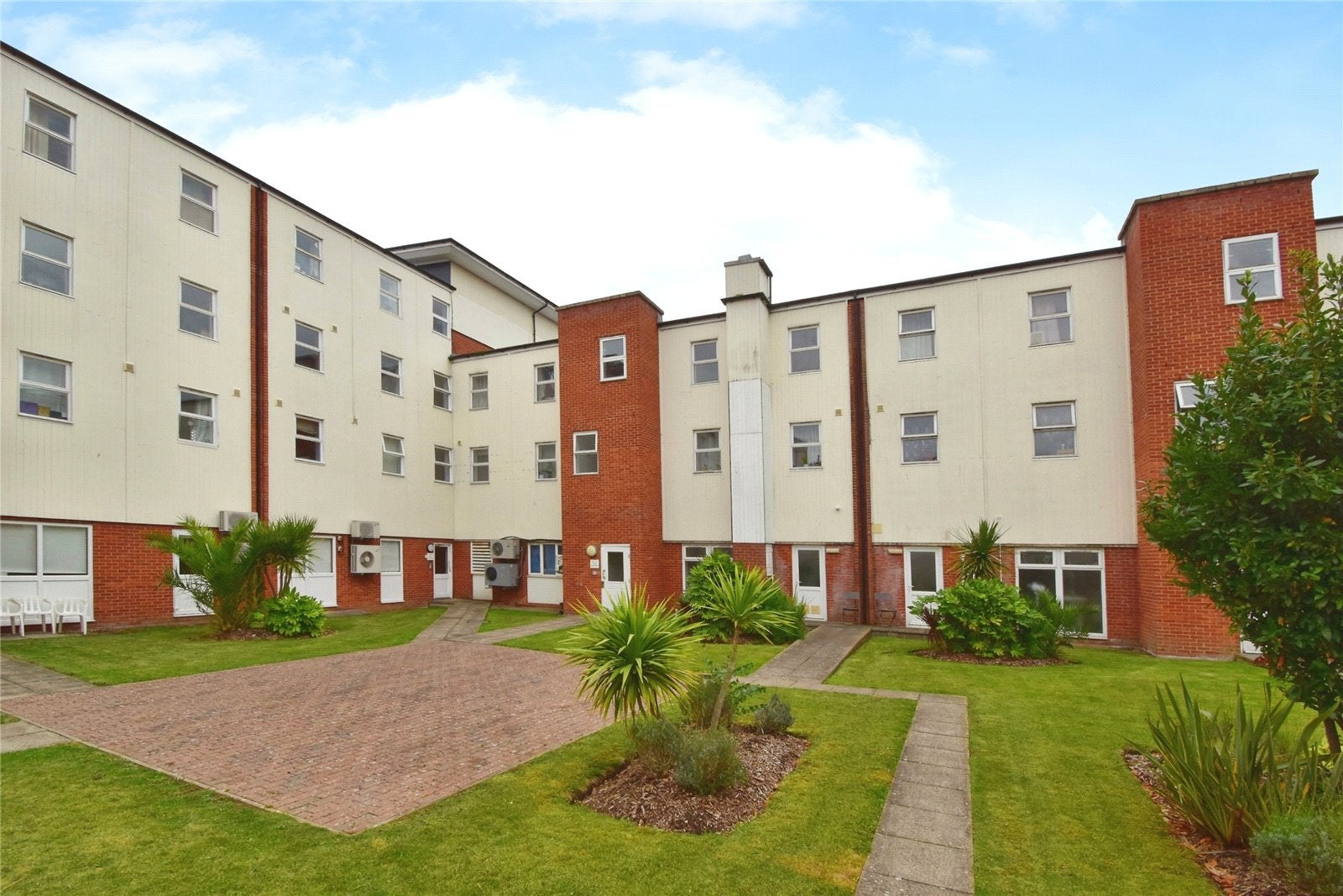 Flat Ranelagh Road in Ipswich