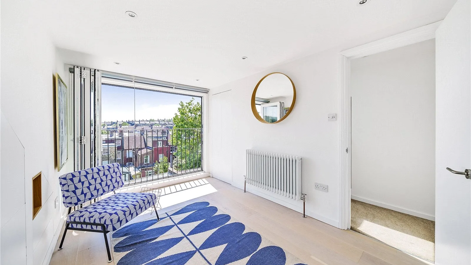 Flat Falkland Road in Greater London