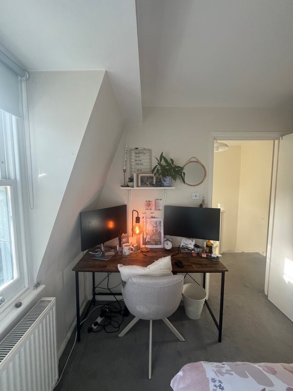 Room Saint Michael's Street in City of Westminster