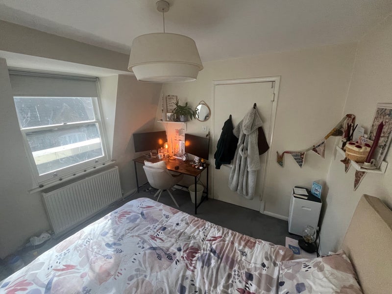 Room Saint Michael's Street in City of Westminster