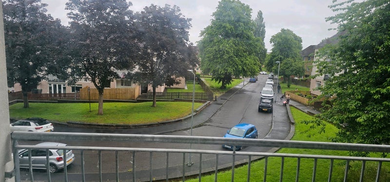 Room Ardnahoe Avenue in Glasgow