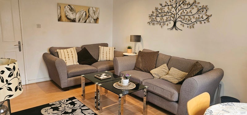 Room Ardnahoe Avenue in Glasgow