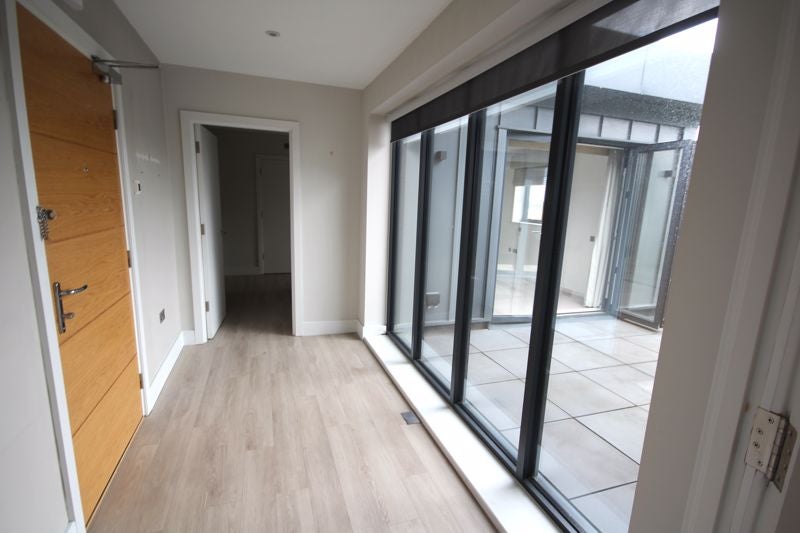 Flat Wenman Road in South Oxfordshire