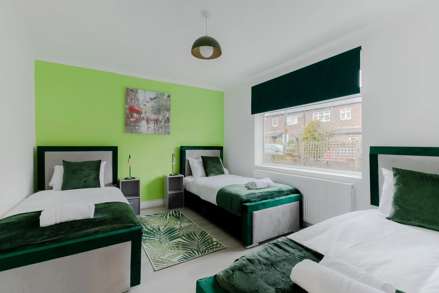 House Pershore Close in Greater London