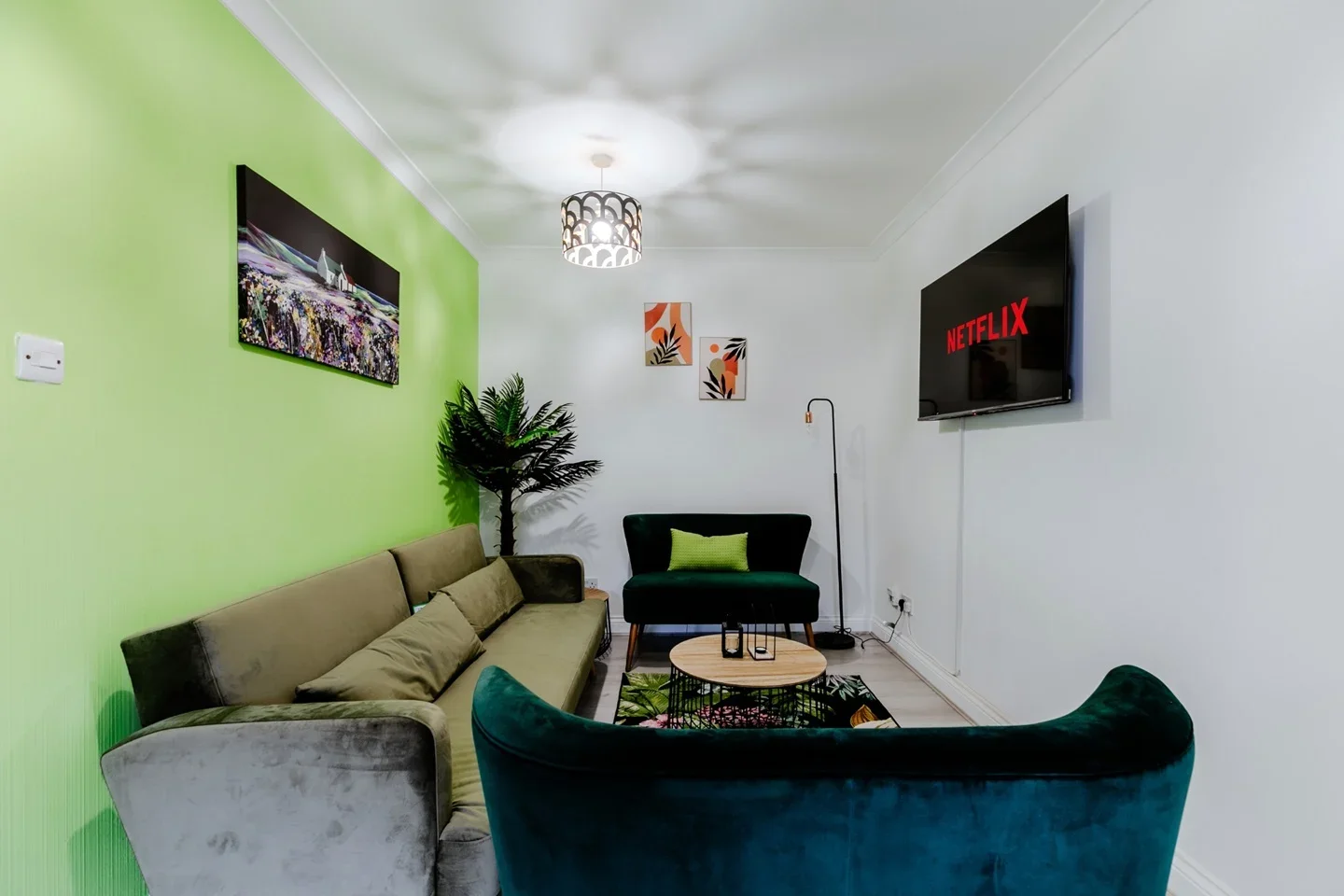 House Pershore Close in Greater London