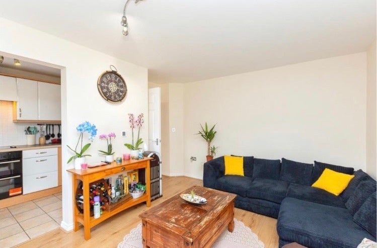 Flat Woodley Green in West Oxfordshire