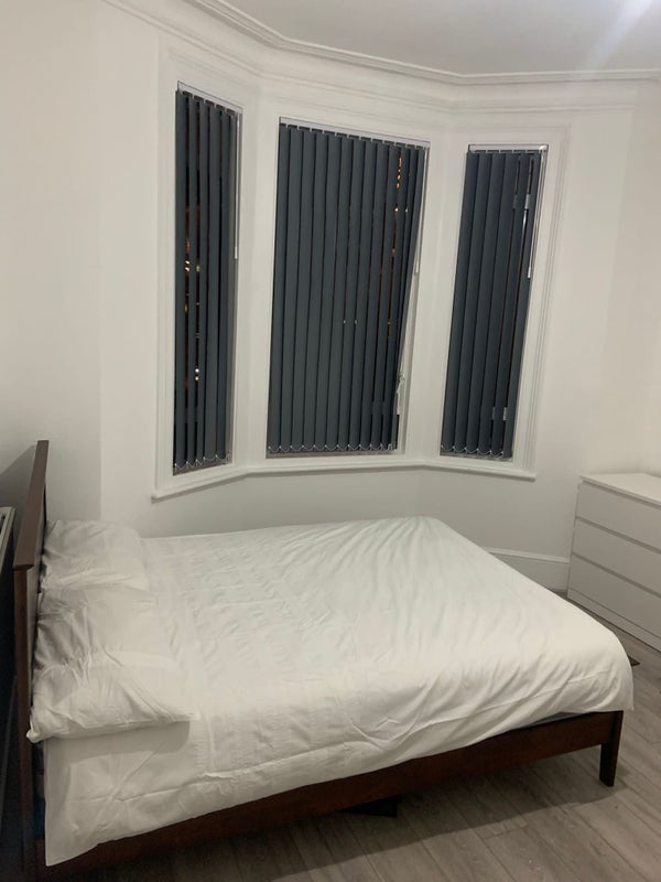 Room Southampton Way in Greater London