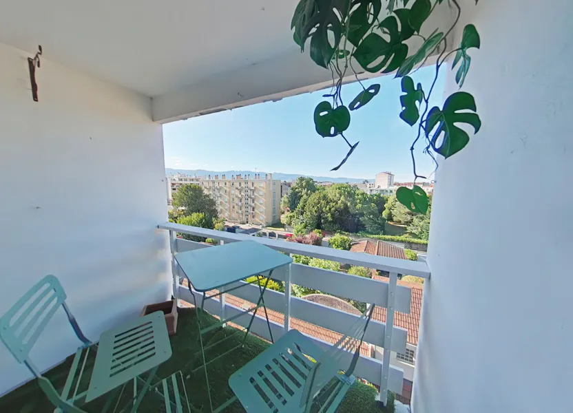 Appartement Rue Alphonse Daudet à Romans-sur-Isère