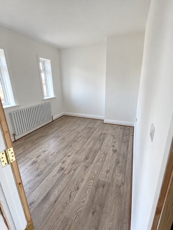 Room Farmstead Road in Greater London