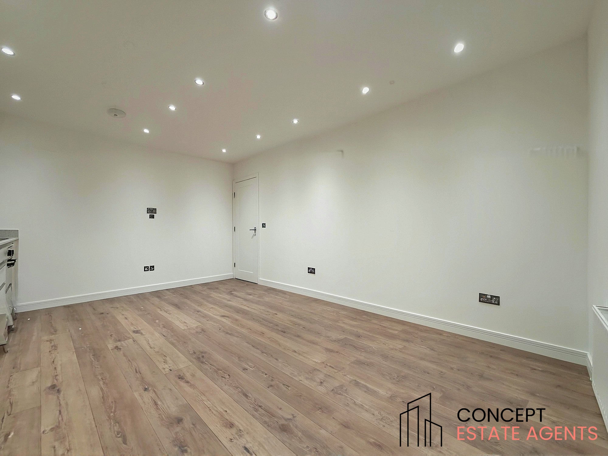 Flat Bakers End in Greater London