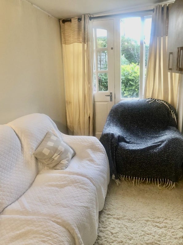 Room Eversleigh Road in Greater London