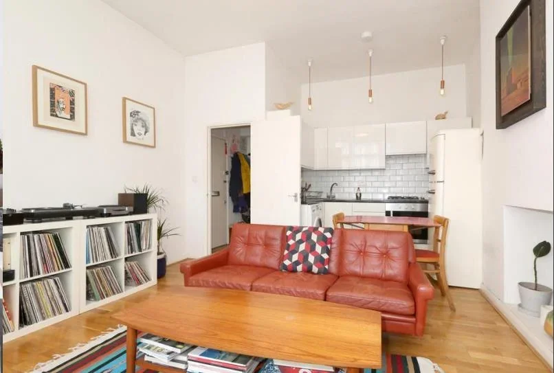 Flat West Bank in Greater London