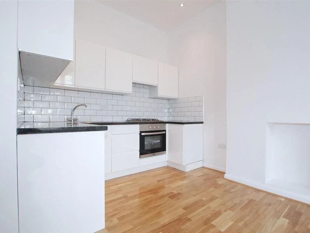 Flat West Bank in Greater London