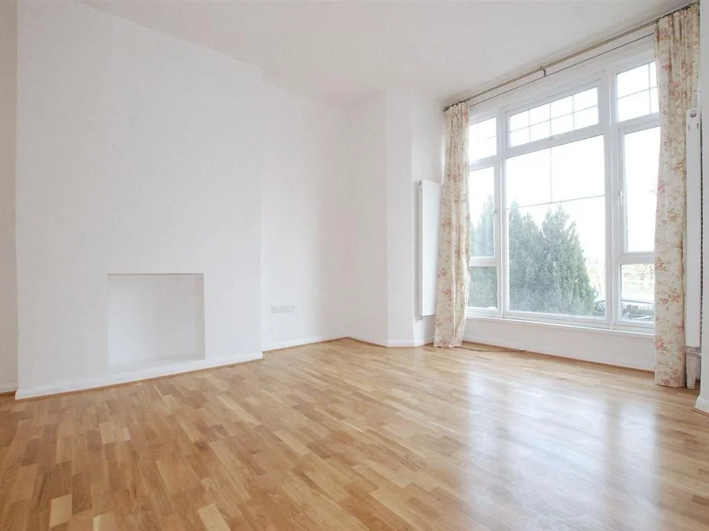 Flat West Bank in Greater London