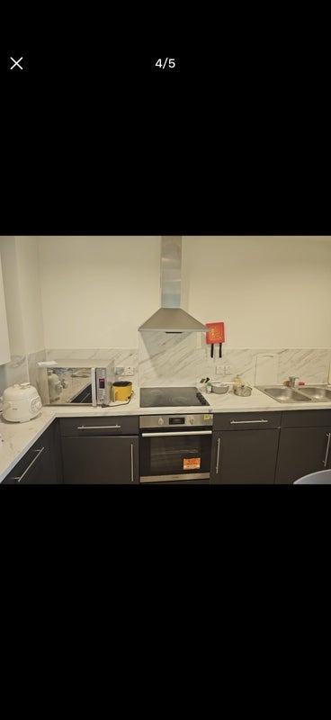 Room Lett Road in Greater London