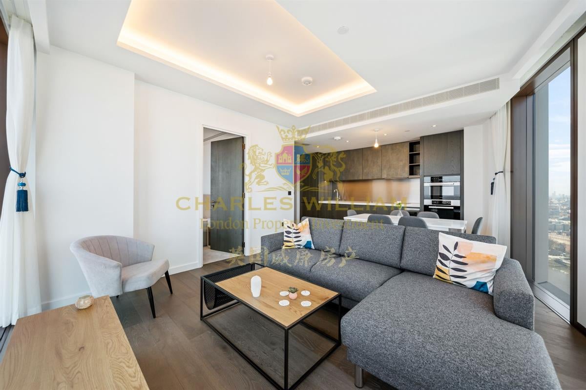 Flat Carnation Way in Greater London