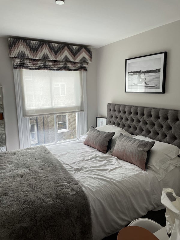 Flat Fernshaw Road in Greater London