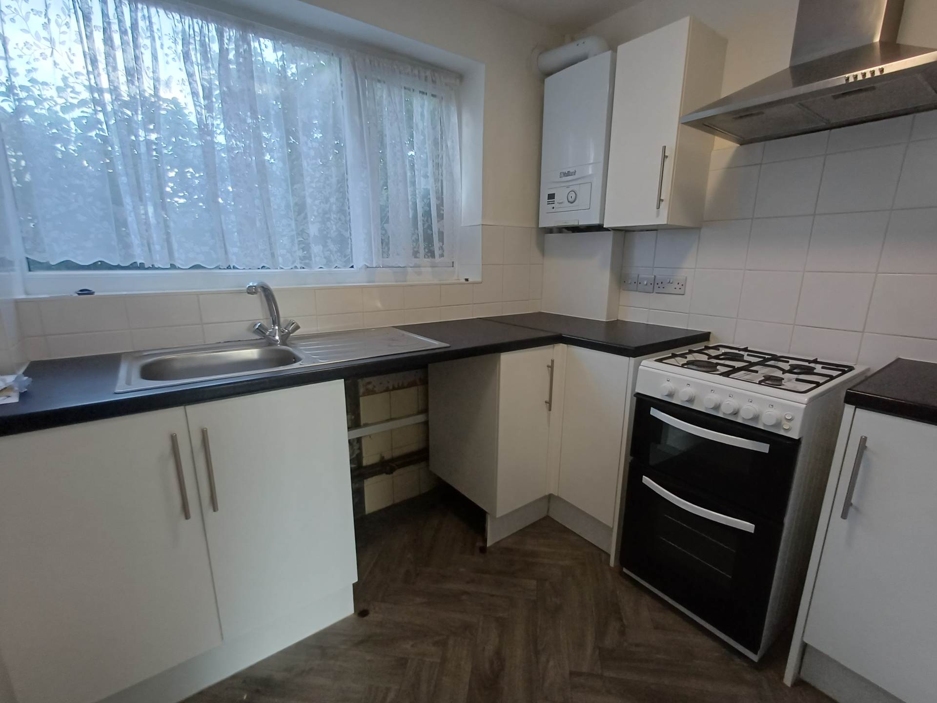 Flat Weardale Avenue in Dartford