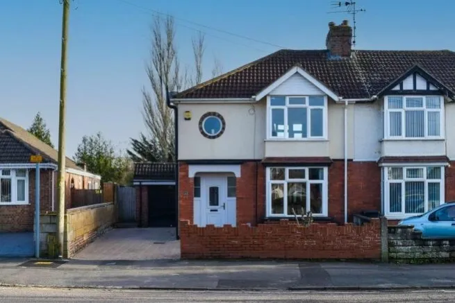 House Shrivenham Road in Swindon